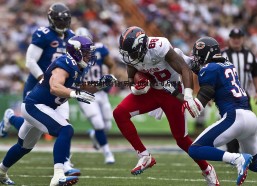 速雷体育-帕尔默低射破门创历史 切尔西1-0占得先机