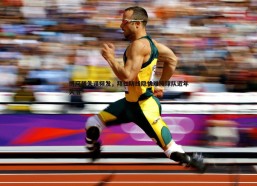 速雷体育-博阿滕失误频发，拜仁防线隐忧难掩球队近年失落