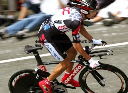 速雷体育-全国击剑俱乐部联赛南昌激战 三千剑客共逐荣耀